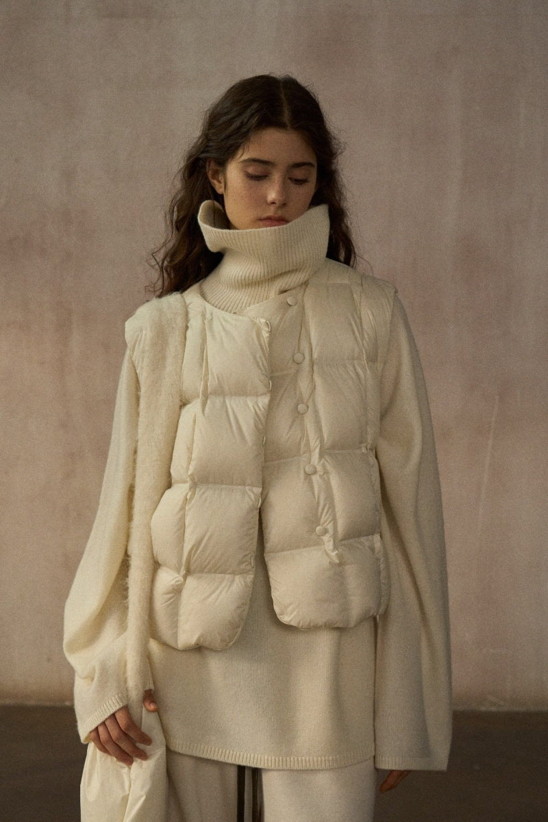 Quilted V-Neck Short Down Vest