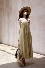 Elegance in Motion: How Loose-Fit Dresses Flow with You
