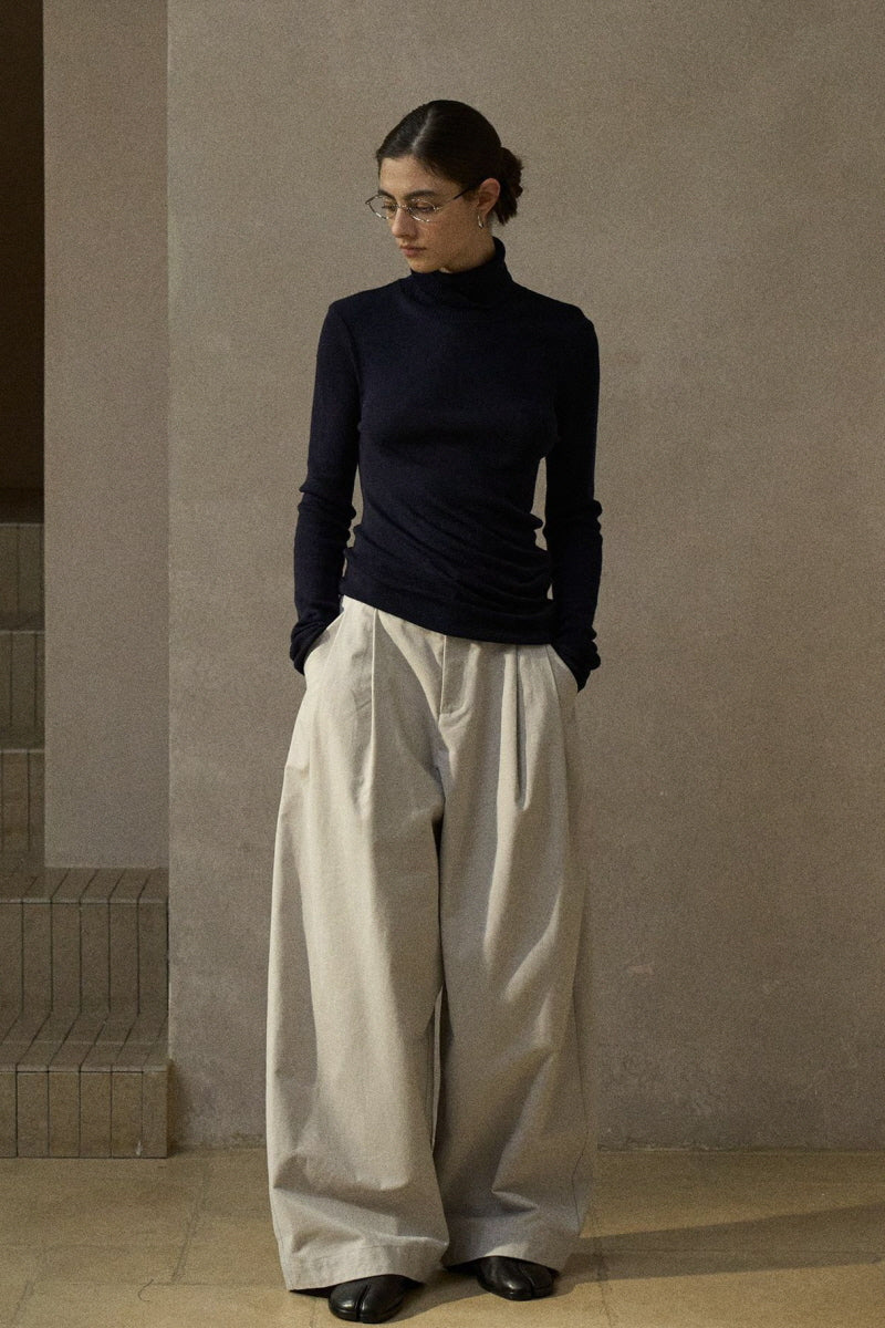 Oversized Pleated Wide-Leg Slacks