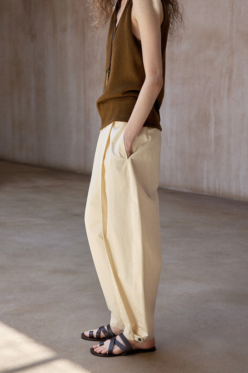 Curved Sickle Loose Pants