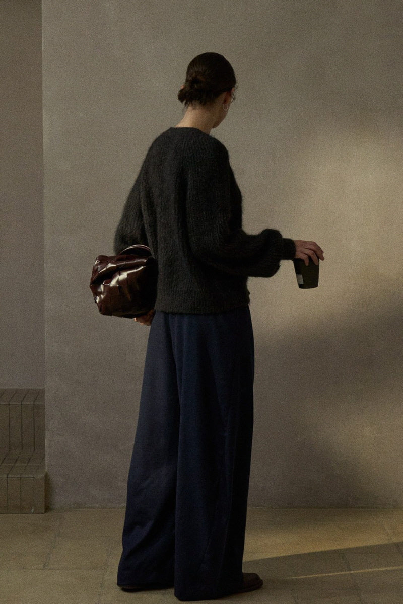 Loose V-Neck Knit Cardigan