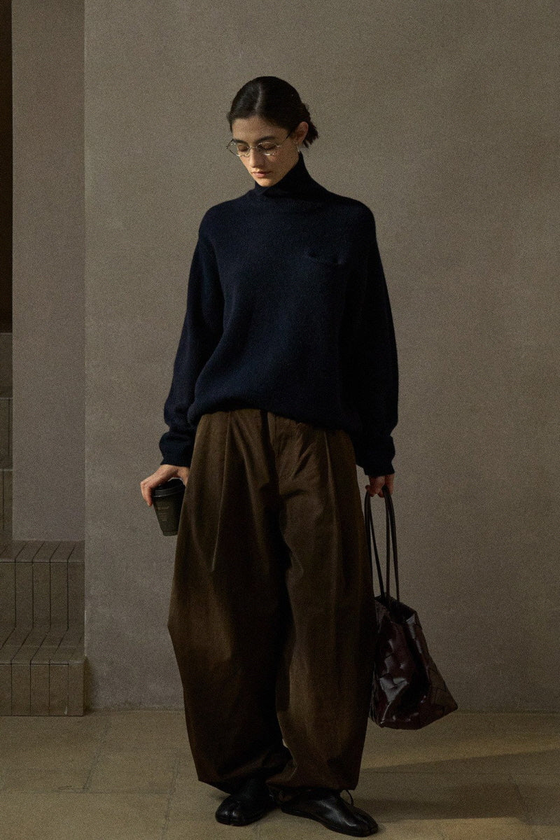 Oversized Pleated Wide-Leg Slacks