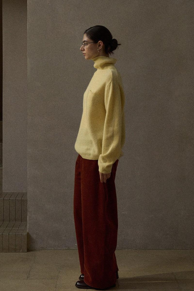 Small Pocket High Neck Loose Sweater