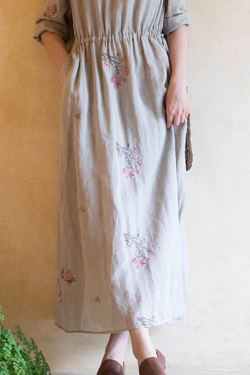 Embroidered Loose Long Dress