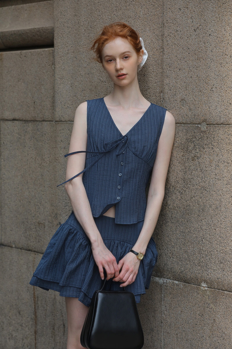 Bow Tie V-Neck Sleeveless Top