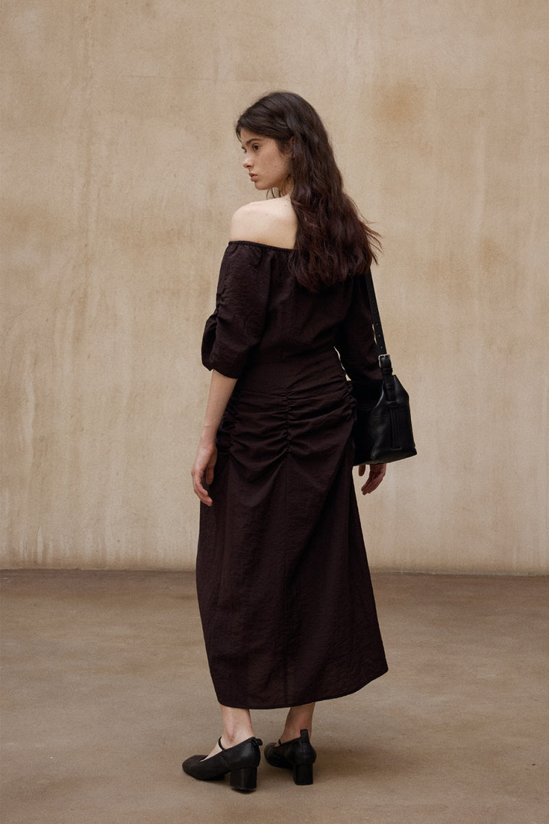 Crumpled Pleated One-Shoulder Maxi Dress