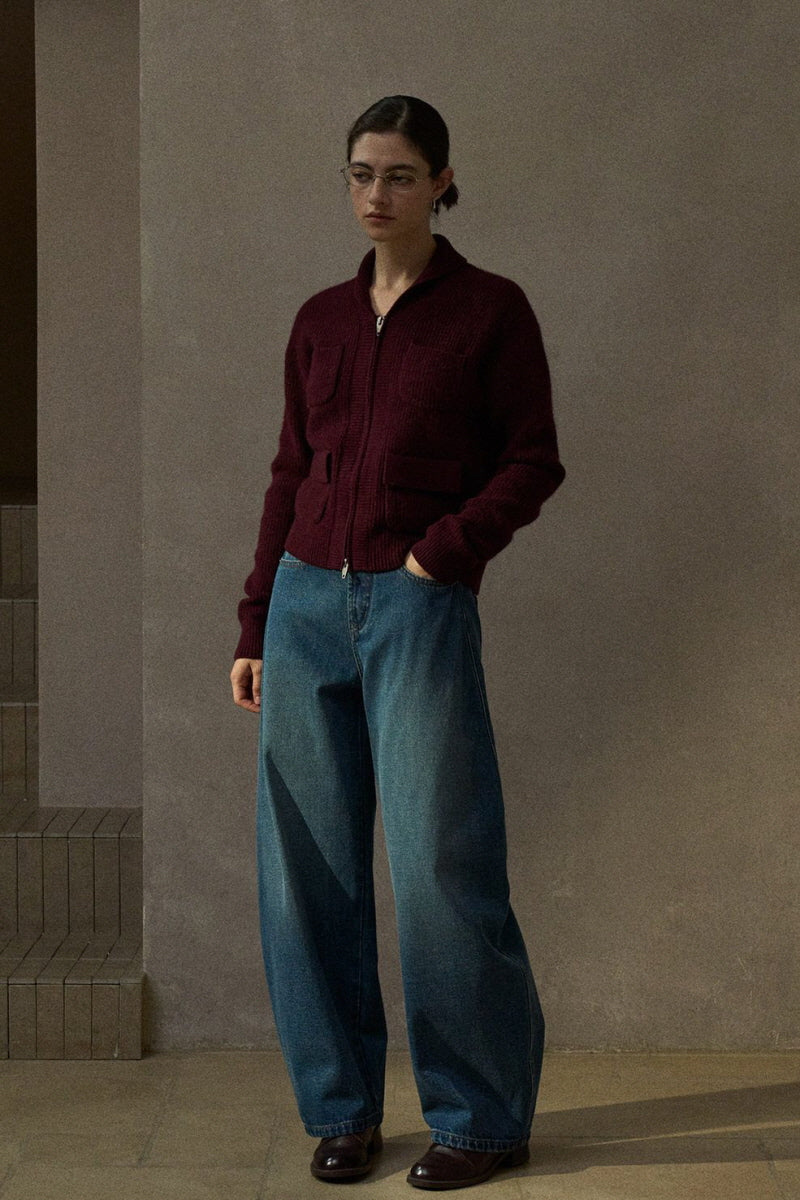 Relaxed Wide-Leg Jeans