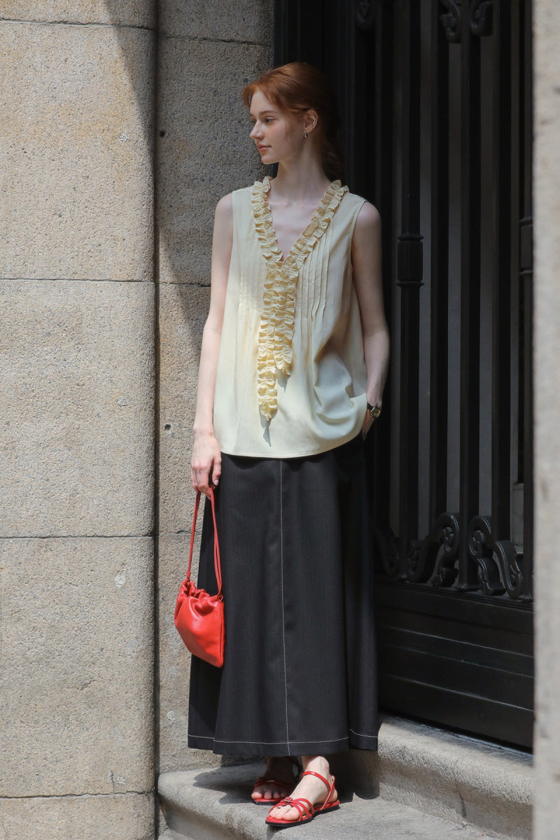 French Romantic Fungus Trimmed Sleeveless Top