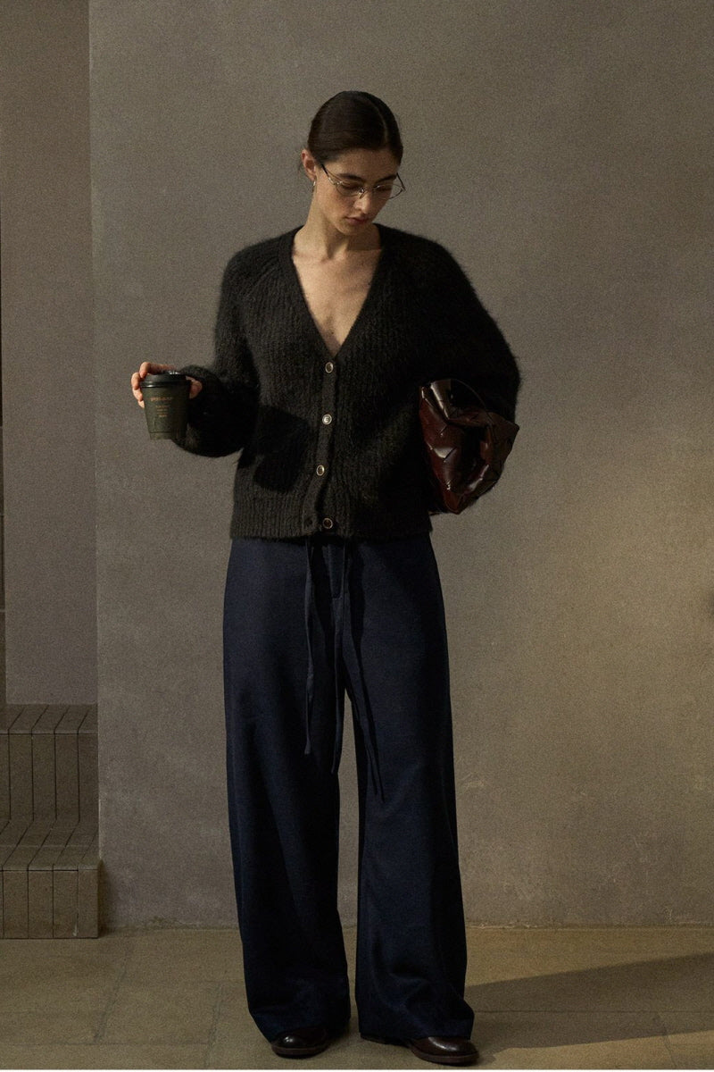 Loose V-Neck Knit Cardigan