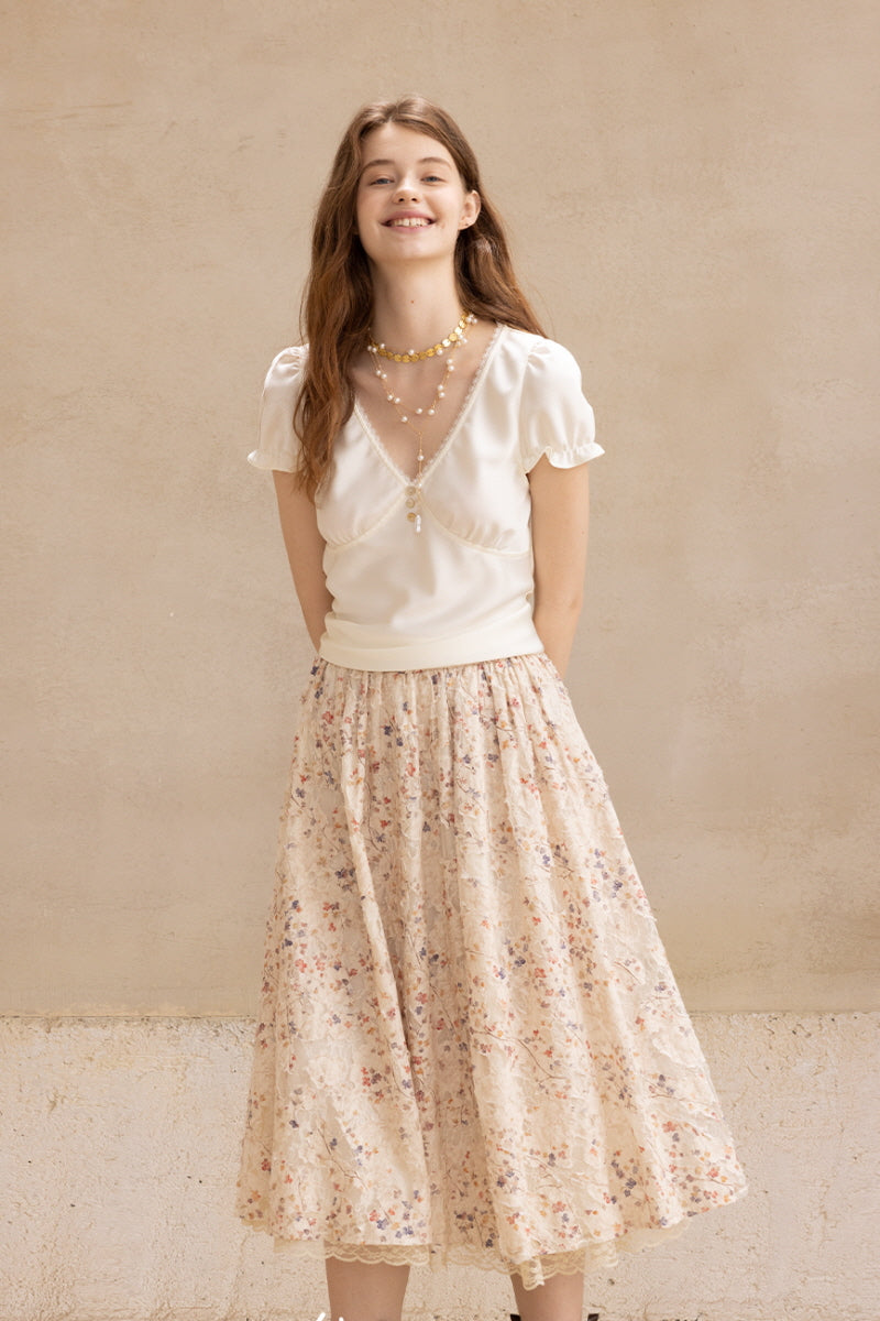 Lace Spliced Elastic Skirt