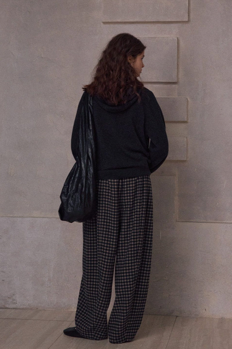 Single-Sided Scimitar Slacks