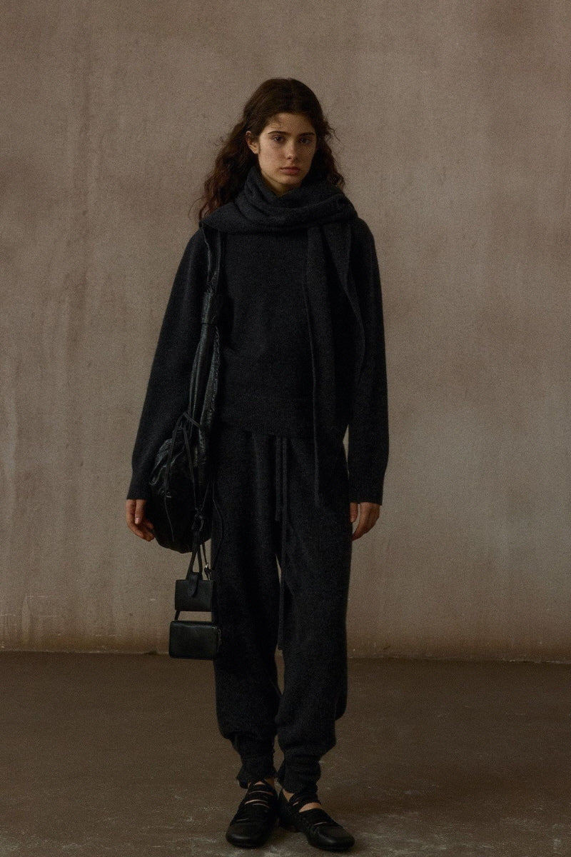 Lazy Fit Crew Neck Pullover