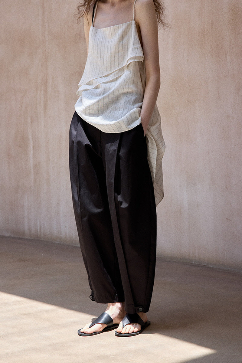 Curved Sickle Loose Pants