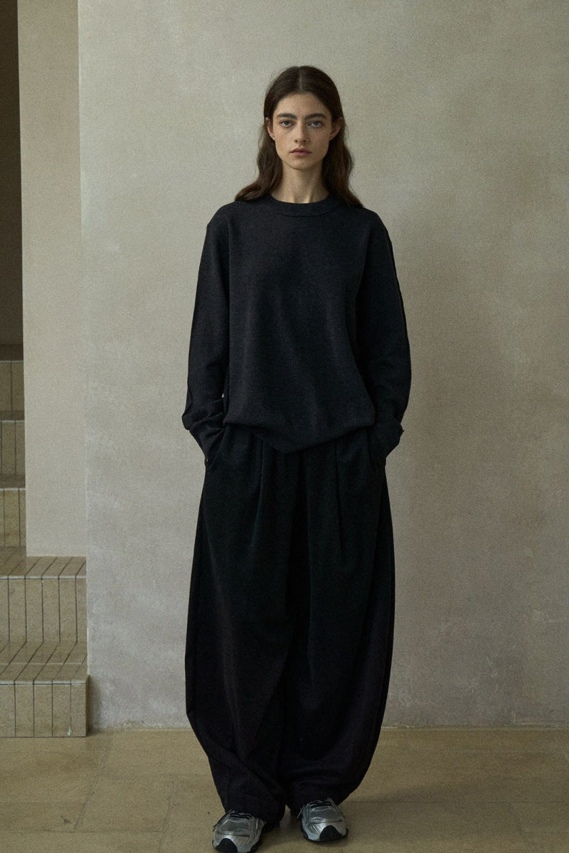 Minimalist Crew Neck Knitted Base Layer