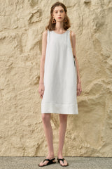 Sleeveless Straight Resort Dress