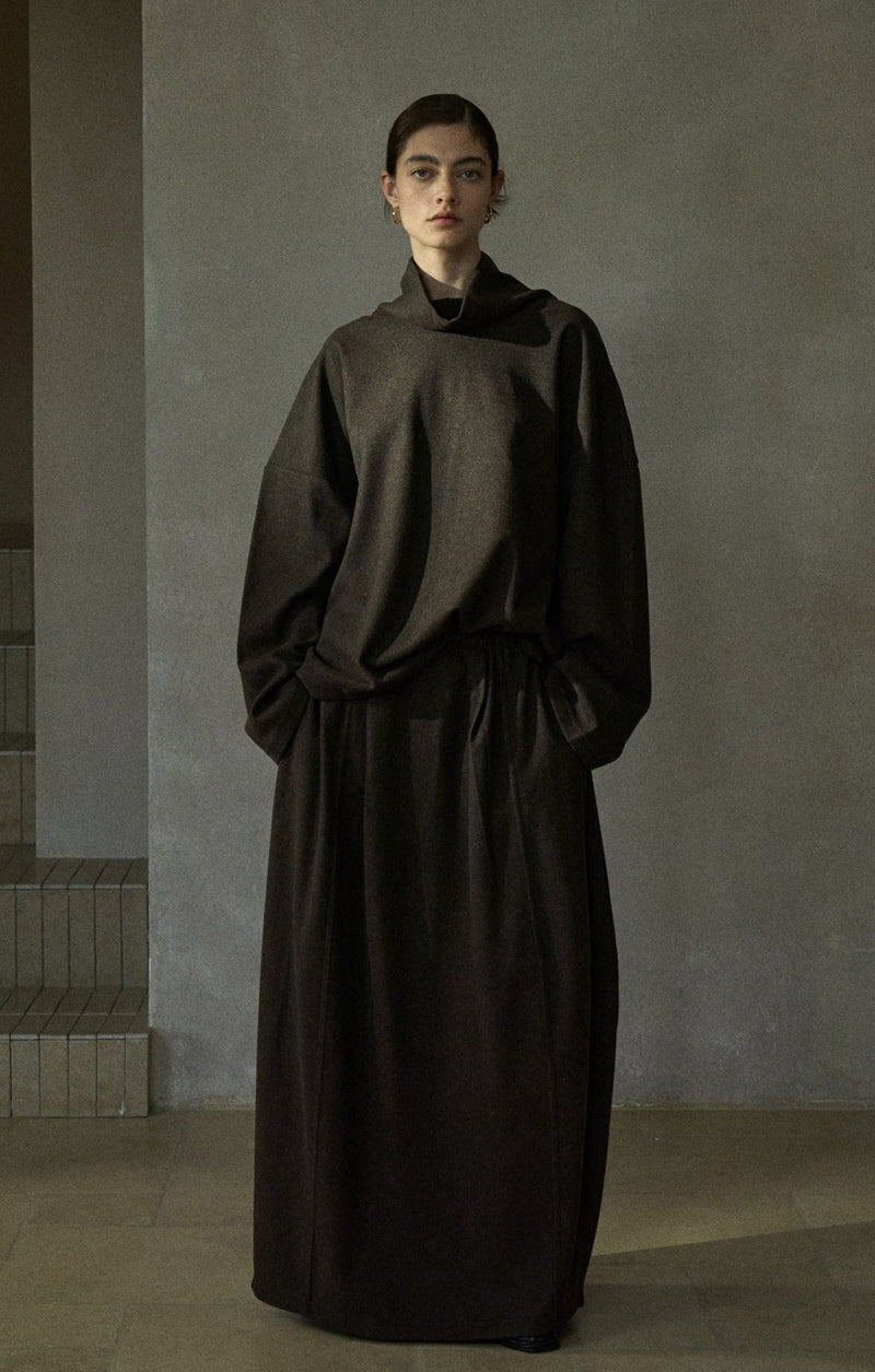 Loose Split Silhouette Skirt