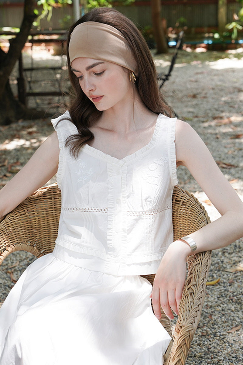 Vintage Rose Embroidery Cropped Vest