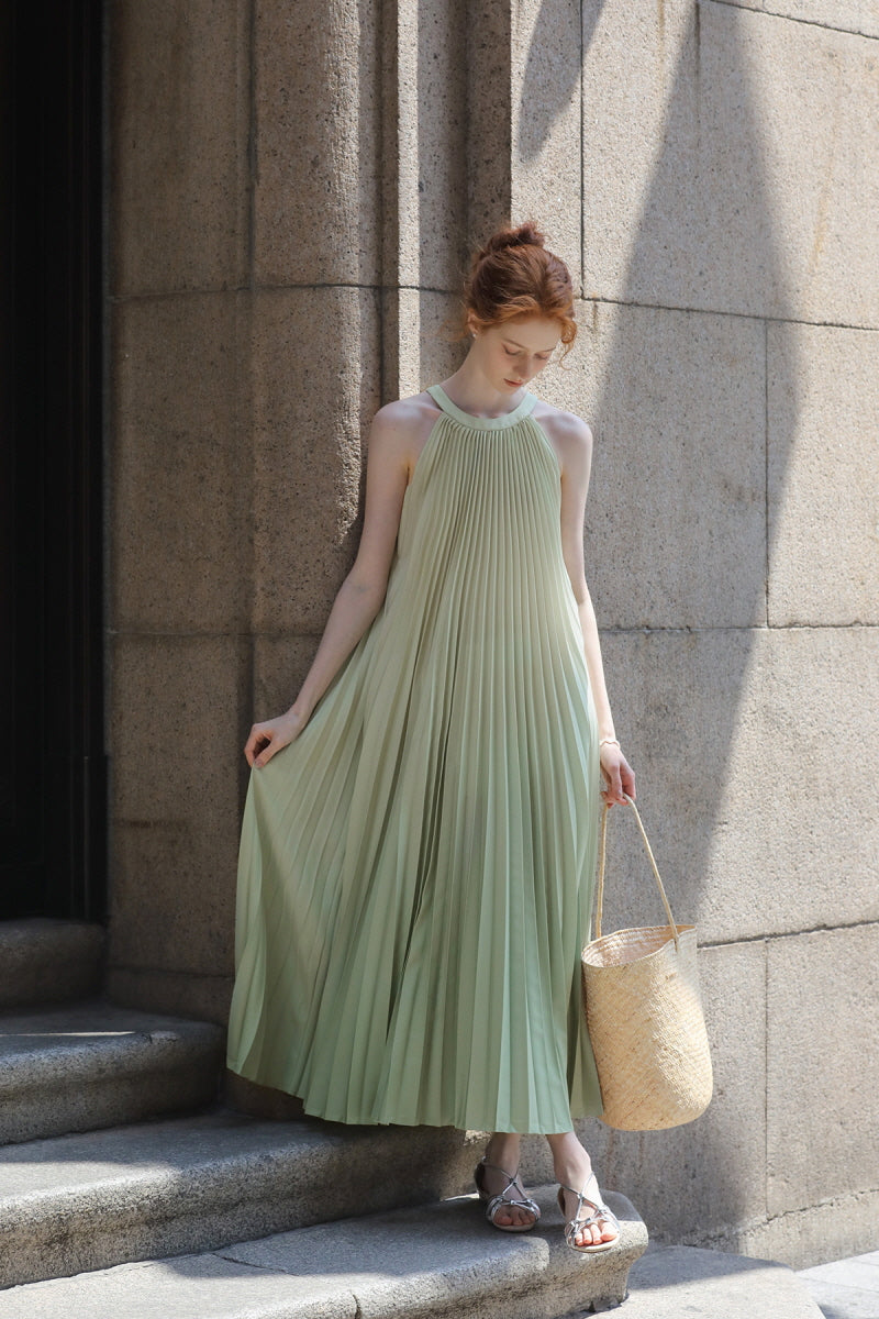 Gradient Pleated Halterneck Dress