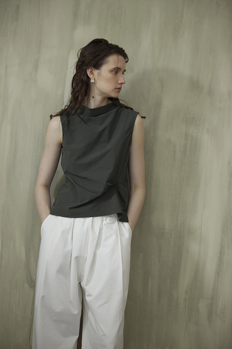 French Stand Collar Sleeveless Blouse