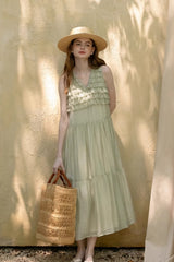 Muccal Edge V-Neck Heavy Industry Sleeveless Cake Dress