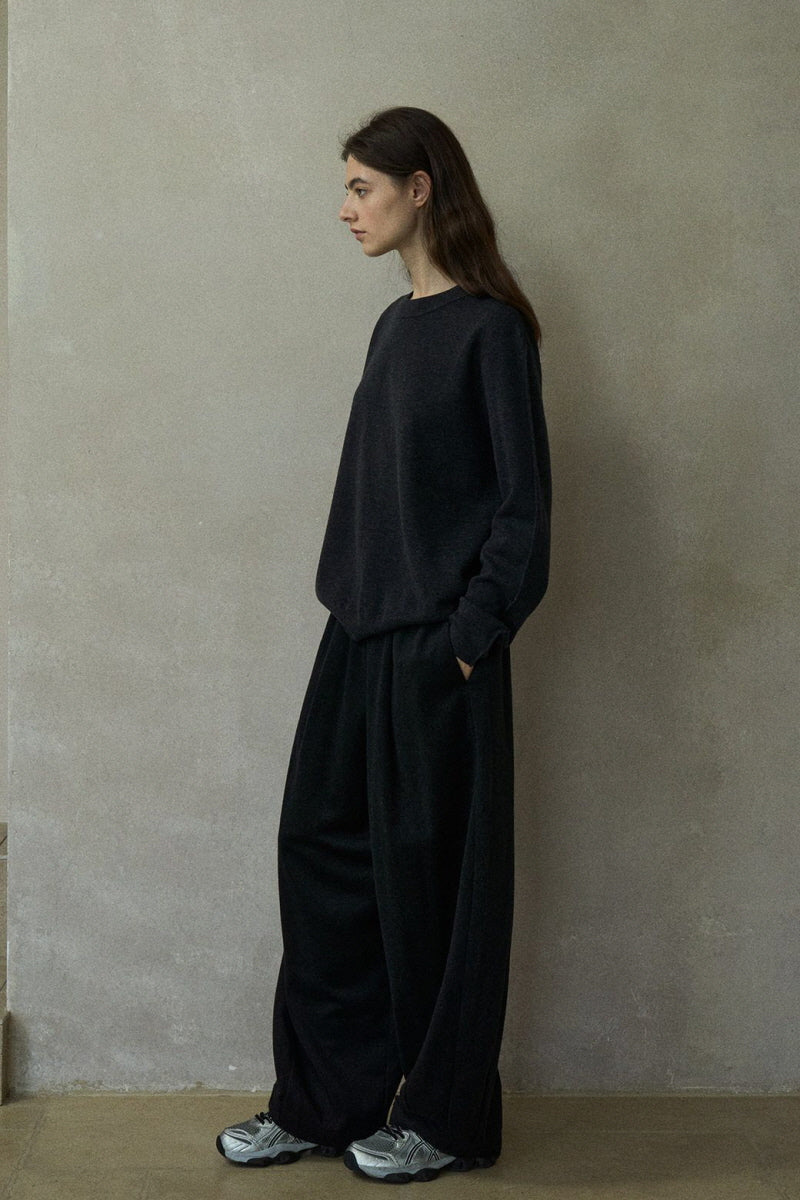 Minimalist Crew Neck Knitted Base Layer