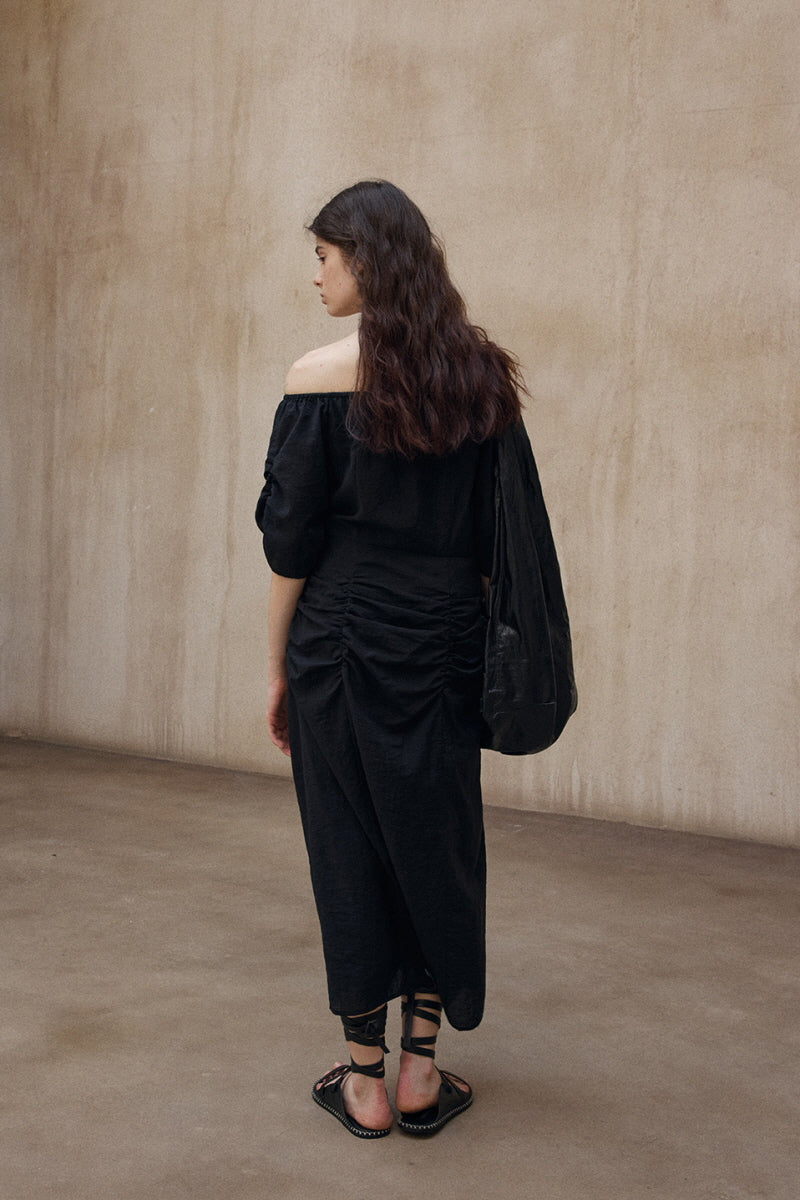 Crumpled Pleated One-Shoulder Maxi Dress