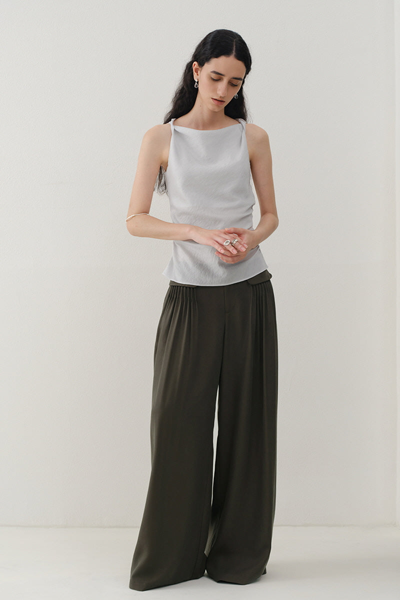 Pleated Collar Sleeveless Vest