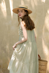 Muccal Edge V-Neck Heavy Industry Sleeveless Cake Dress