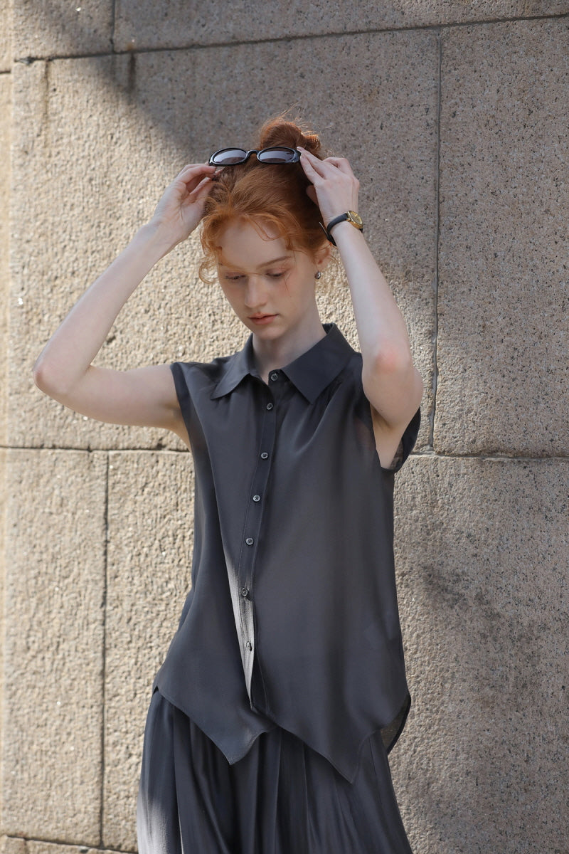 Sleeveless Pleated Shirt Top