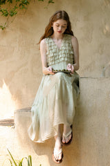 Muccal Edge V-Neck Heavy Industry Sleeveless Cake Dress