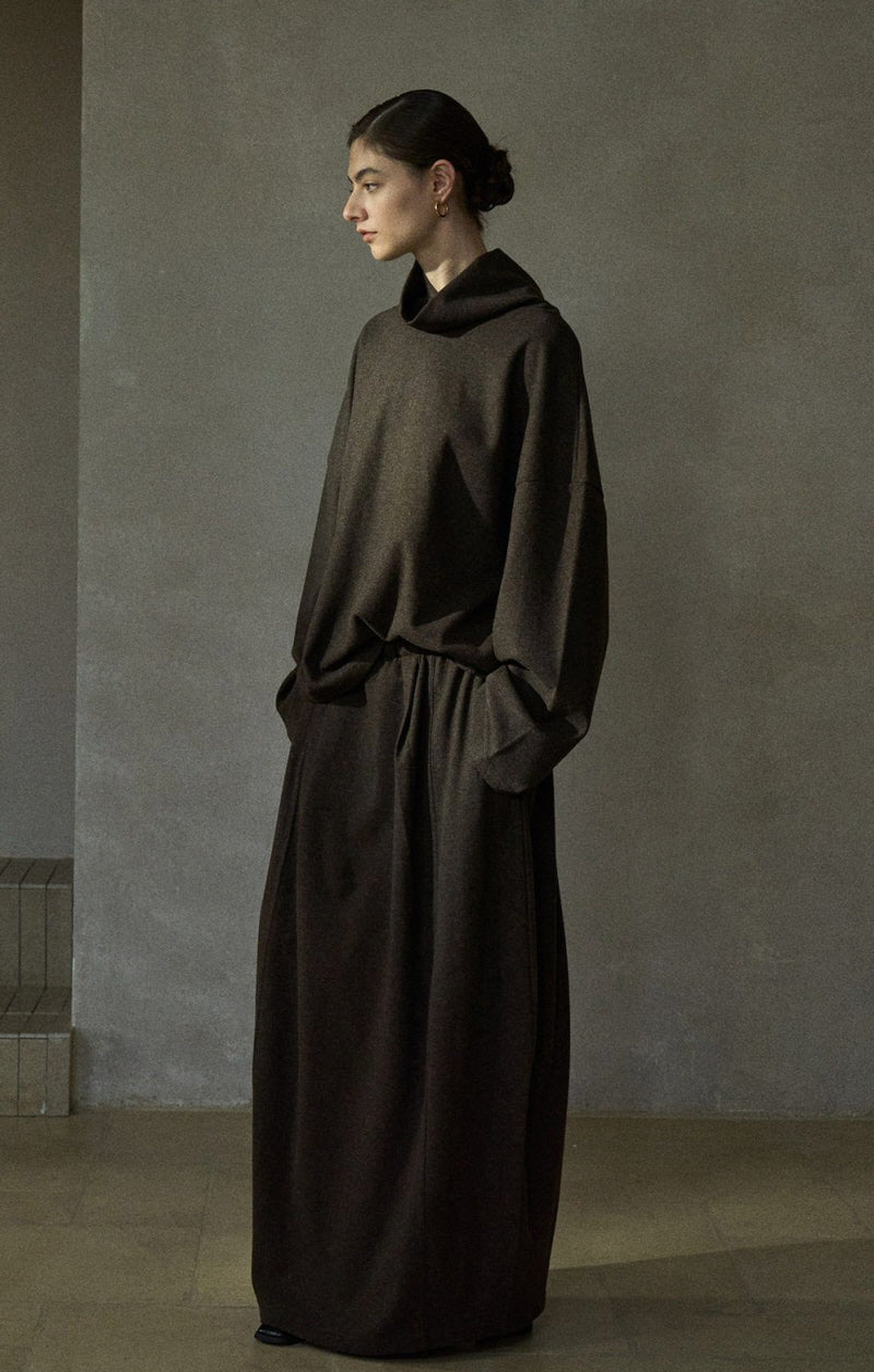 Loose Split Silhouette Skirt