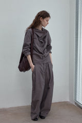 Swing Collar Long-Sleeved Top