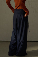 Lazy Wide-Leg Slacks