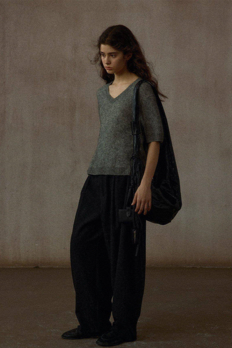 V-Neck Loose Short Sleeve Knit Top