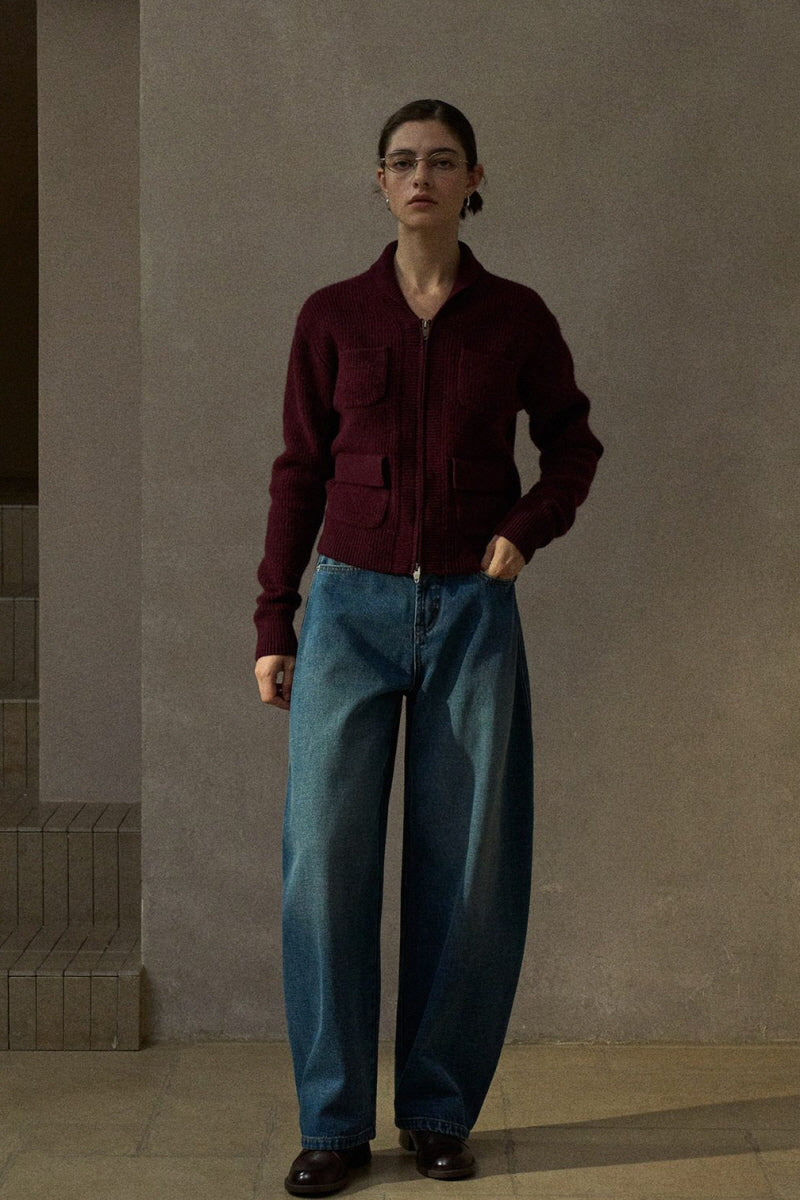 Relaxed Wide-Leg Jeans