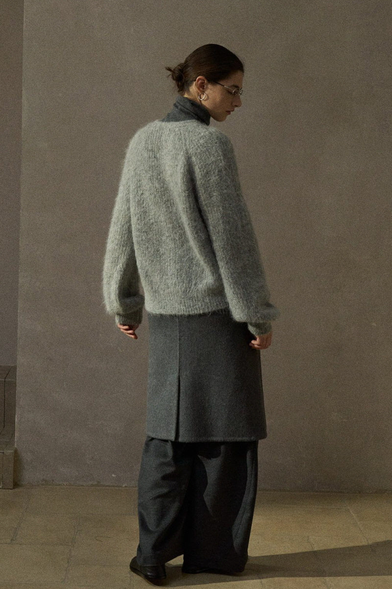 Loose V-Neck Knit Cardigan