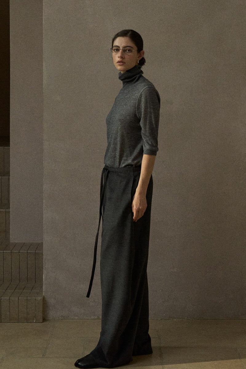 Lazy Wide-Leg Slacks