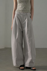 Curved Loose Slacks