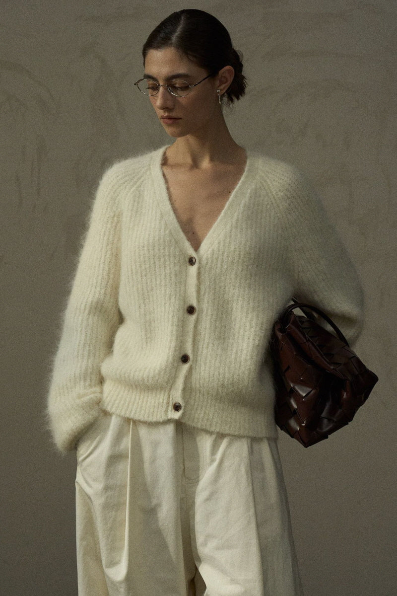 Loose V-Neck Knit Cardigan