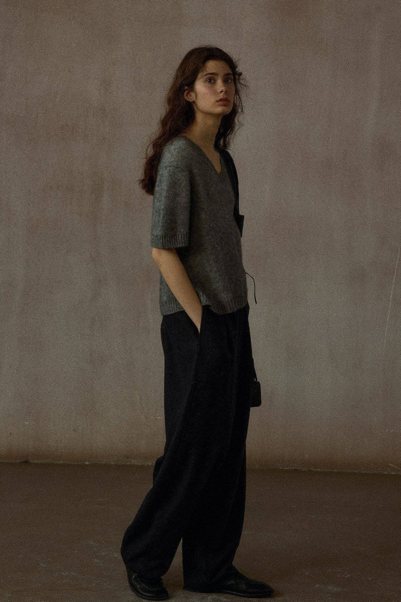 V-Neck Loose Short Sleeve Knit Top