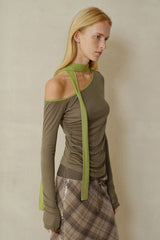 Slanted Shoulder Contrast Panel Knit Top