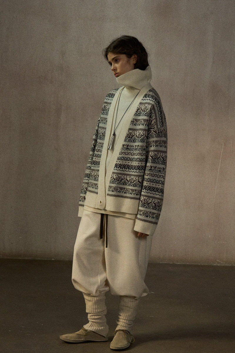 Oversized Fair Isle V-Neck Cardigan