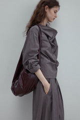 Swing Collar Long-Sleeved Top