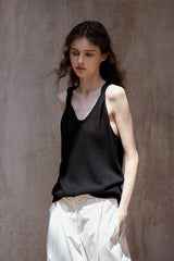 Twisted U-Neck Knit Vest